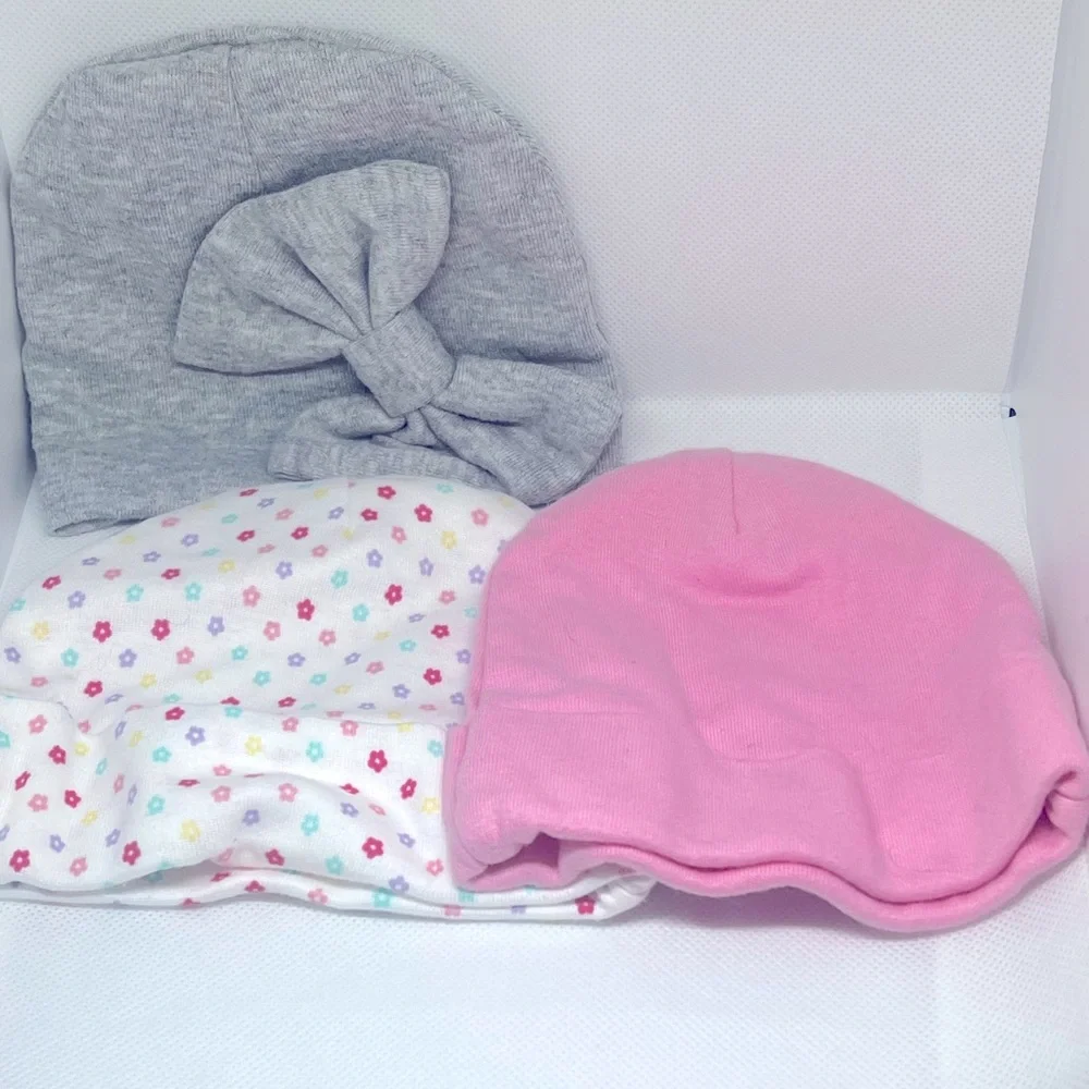 Gerber Infant Newborn Girls Baby Hat & Mitten Set 0- 6 Months NWT